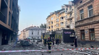 Зруйновані будинки у Львові. Фото Суспільне