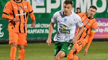 Львівські “Карпати” у домашньому поєдинку зіграли в нічию з “Шахтарем”