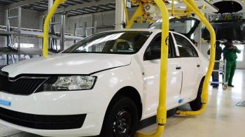 Війна сповільнила, але не зупинила український автопром: як живе галузь зараз