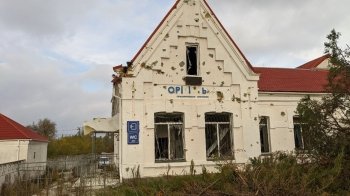 «Мала, не їдь. Там капєц». Репортаж із Оріхова — прифронтового міста, яке називають мертвим