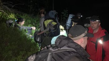 Туристи з Києва заблудилися при сходженні з гори на Львівщині.