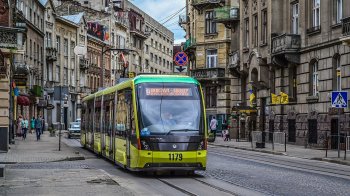 Водійка львівського трамвая через суд домоглася пенсії у 50 років