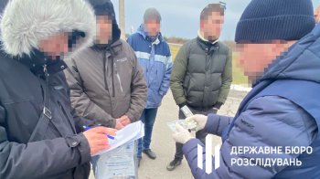 На Львівщині затримали заступника начальника райвідділу поліції за вимагання хабаря