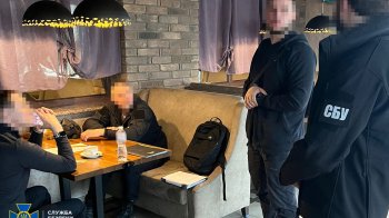 Чоловіки, які продавали граніт Росії. Фото поліції