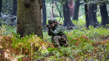 Військовий