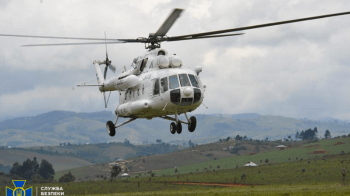 Заробляв на вертольотах, які мали бути на війні: СБУ затримала керівника столичної авіакомпанії