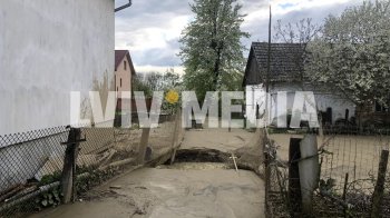 Провалля у Розвадові утворилося через витік газу