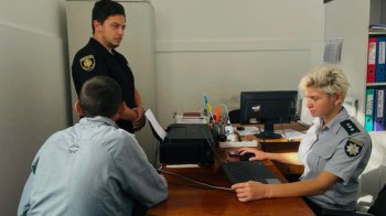 Продавав неіснуюче військове спорядження: поліція затримала львів’янина