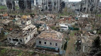 У Маріуполі окупанти перестають видавати гуманітарку усім жителям