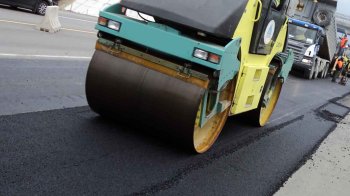 Майже сто іноземців приїхали заробляти на Львівщину