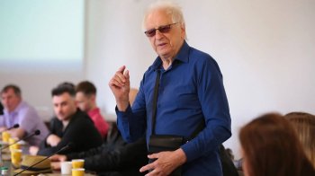 Виставки, кіно та музика: як у Львові відзначатимуть 85-річчя художника Любомира Медвідя