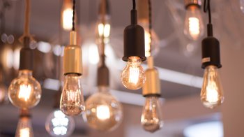 На Львівщині 8 серпня діятимуть відкючення світла для промисловості