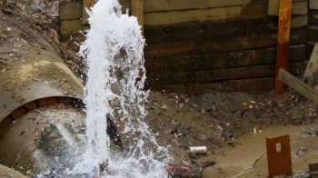 Частина вулиць Кам'янки-Бузької залишилась без води