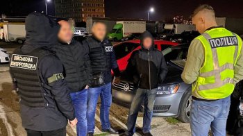 Двоє львів’ян за 11 тис. євро підробляли пенсійні посвідчення для ухилянтів