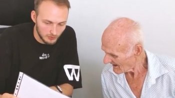 Продав квартиру, а кошти віддав на ЗСУ: історія 85-річного дідуся із Сум, який допомагає армії