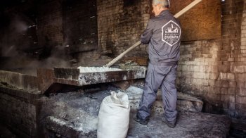 Через дефіцит солі Дрогобицька солеварня збільшує обсяги виробництва