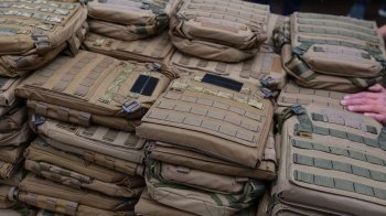 Добровольчі формування, які будуть охороняти стратегічні об’єкти Львівщини, отримали бронежилети