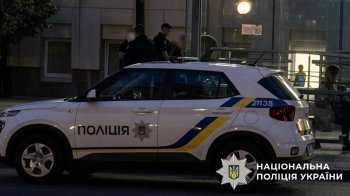 У Львові 15-річна дівчина побила трьох людей на вулиці