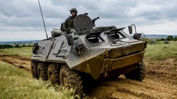 Болгарський президент виступив проти надання Україні застарілих та списаних БТР-60 зі складів болгарської поліції, фото з відкритих джерел