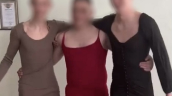 Луцьк — «християнське місто»: мер погрожує звільненням директору школи, де хлопці прийшли у сукнях (фото)