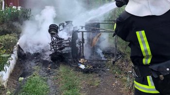 У Новому Роздолі вогонь знищив квадроцикл