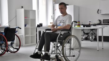 Львівські лікарі повернули втрачений зір пораненому азовцю