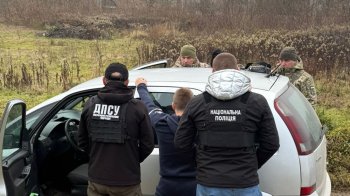 На Львівщині викрили переправників ухилянтів за кордон за 2,5 тис. доларів