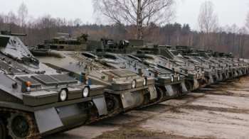 Перша партія бронетранспортерів, закуплених фондом Притули за донати, вже в Україні: деталі