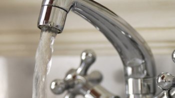 У Львові підключили генератори, щоб швидко запустити воду в домівки