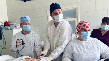 У Львові 13-річному хлопцю видалили вроджену рідкісну кісту