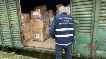 Скандальну гуманітарку, яку знайшли на Львівщині, передають військовим