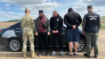 Мешканець Львівщини разом з прикарпатцем намагалися потрапити до Румунії за 7 тис. євро