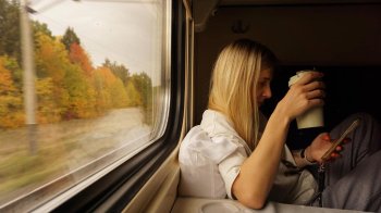 Почали курсувати ще три поїзди з жіночими купе