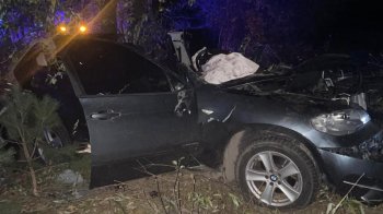 У перекинутому BMW біля Великих Мостів загинув 15-річний пасажир