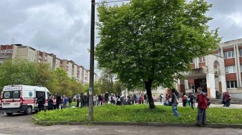 Розпили газовий балончик у школі: дітей госпіталізовують