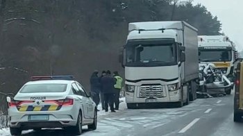 Поблизу Львова сталась потрійна ДТП, є потерпілі