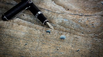 Підписав розписку чорнилом, яке зникає: мешканця Львівщини посадять на 6 років 