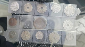На Львівщині намагались вивезти за кордон 15 старовинних монет