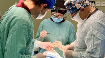 У Львові хірург зі США оперував дітей з вадами обличчя