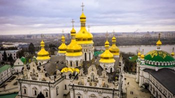 Суд не допоміг: УПЦ МП відмовили у забезпеченні позову про розірвання договору оренди Києво-Печерської Лаври