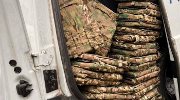 Львівщина передала бронежилети для військових Харківської області