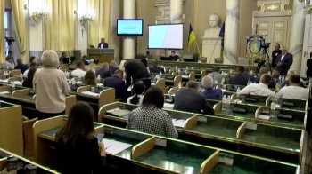 Через відсутність кворуму Львівська обласна рада не змогла ухвалити звернення до Президента  і ВРУ