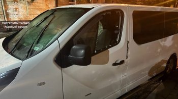 Свідки допомогли затримати вандала у Львові: чоловік розбив вікна кількох автівок