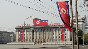 КНДР закрила радіо, яке передавало вказівки шпигунам у Південній Кореї: огляд політичних подій у світі