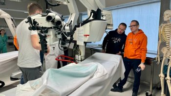 Хірурги центру Superhumans та науковці Львівського медуніверситету пройшли стажування в Австрії