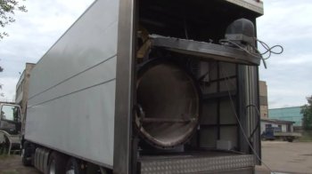 У Маріуполі росіяни зачищають вулиці від загиблих: працюють 13 мобільних крематоріїв