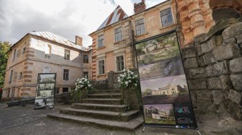 У палаці на Львівщині облаштують готель зі SPA та 25-метровим басейном