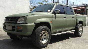 Чоловіка з Яворова засудили за контрабандне ввезення авто під виглядом гуманітарної допомоги