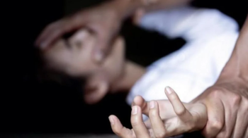 Військові рф масово гвалтують російських жінок в прикордонних областях