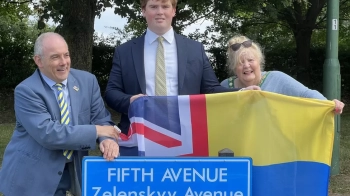У Британії одну з вулиць в місті Харлоу назвали на честь Зеленського